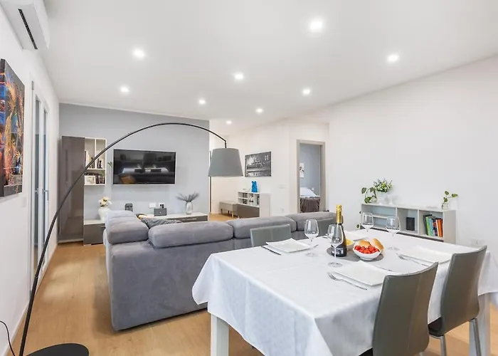 Apartament Casa Bloom - Stunning Penthouse City-center View Oristano