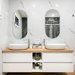Appartement Casa Bloom - Penthouse City-center View & Free Parking