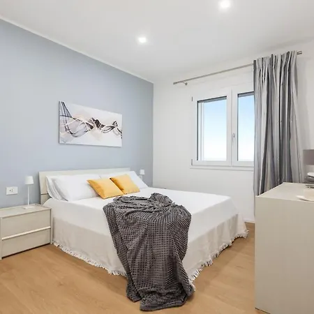 Casa Bloom - Penthouse City-center View & Free Parking * Oristano