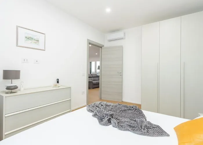 Casa Bloom - Stunning Penthouse City-center View *